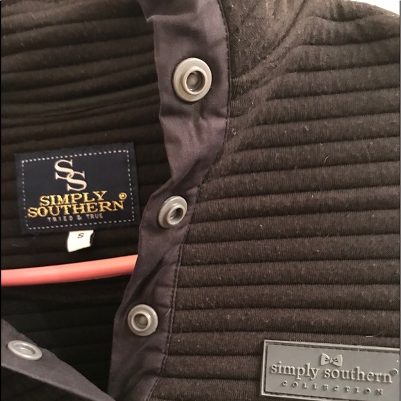 Simply Southern pull over - Picture 3 of 3